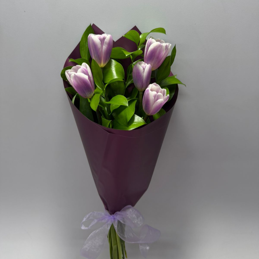 Ramo 5 tulipanes lilas