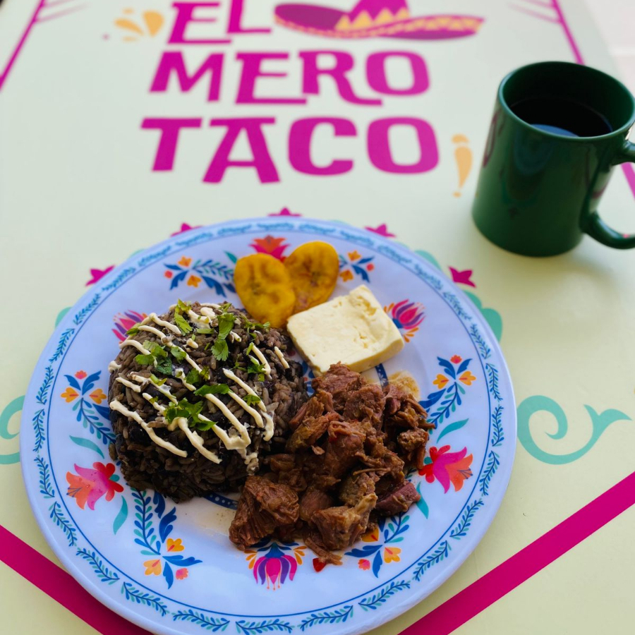 Mero Pinto + Café
