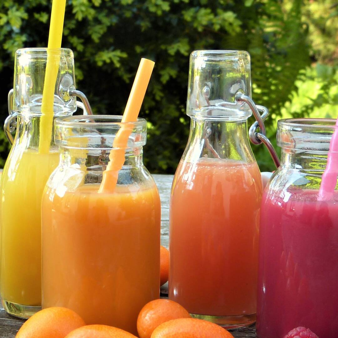 Agua de fruta natural 1 litro