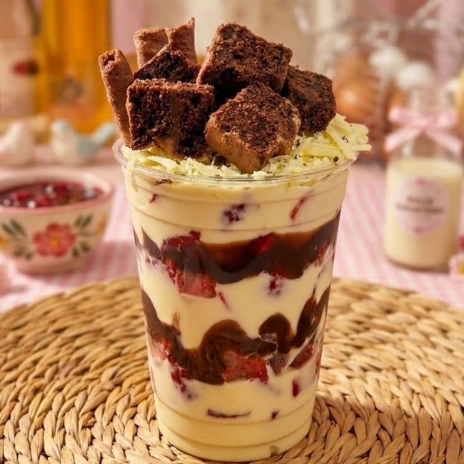 Fresas con Crema 12 Onz + Queso