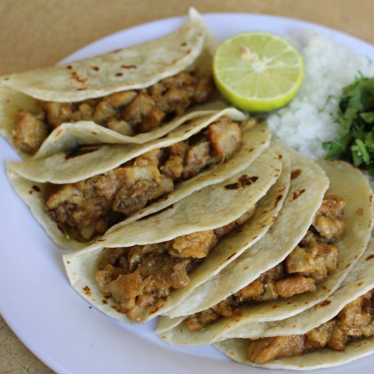 Orden de Tacos de Chicharron