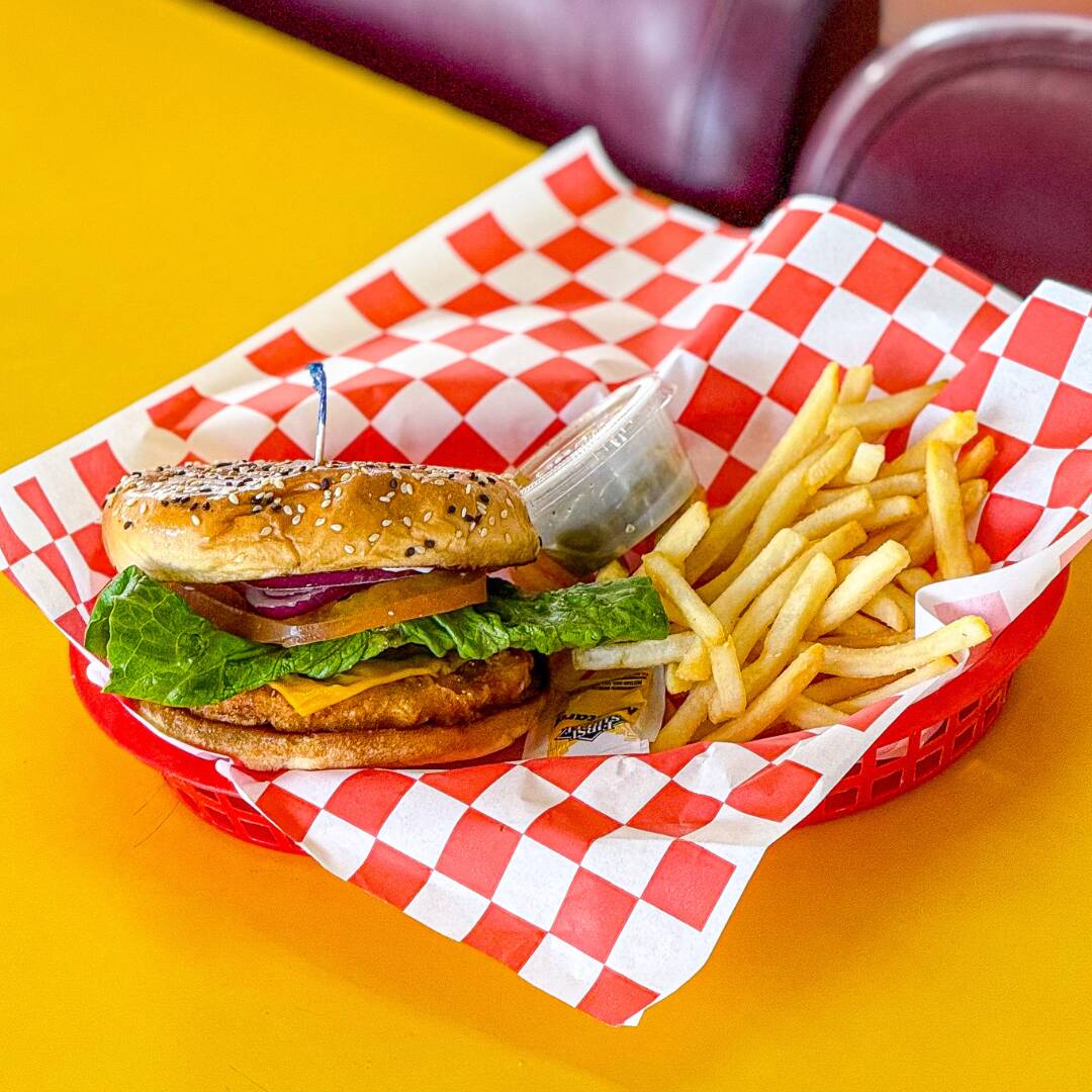Hamburguesa de Pollo c/Papas fritas