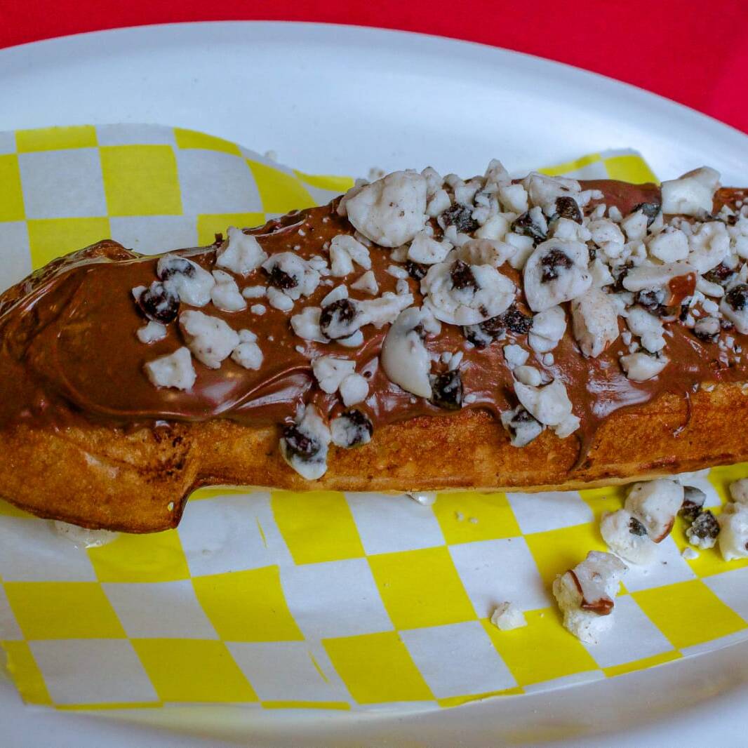 Waffle Relleno de Dulce Kinder
