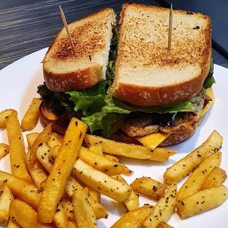 Grand BBQ Sándwich
