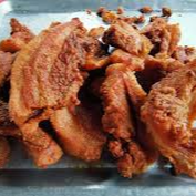 1/4 KG CHICHARRON DE CACHETE