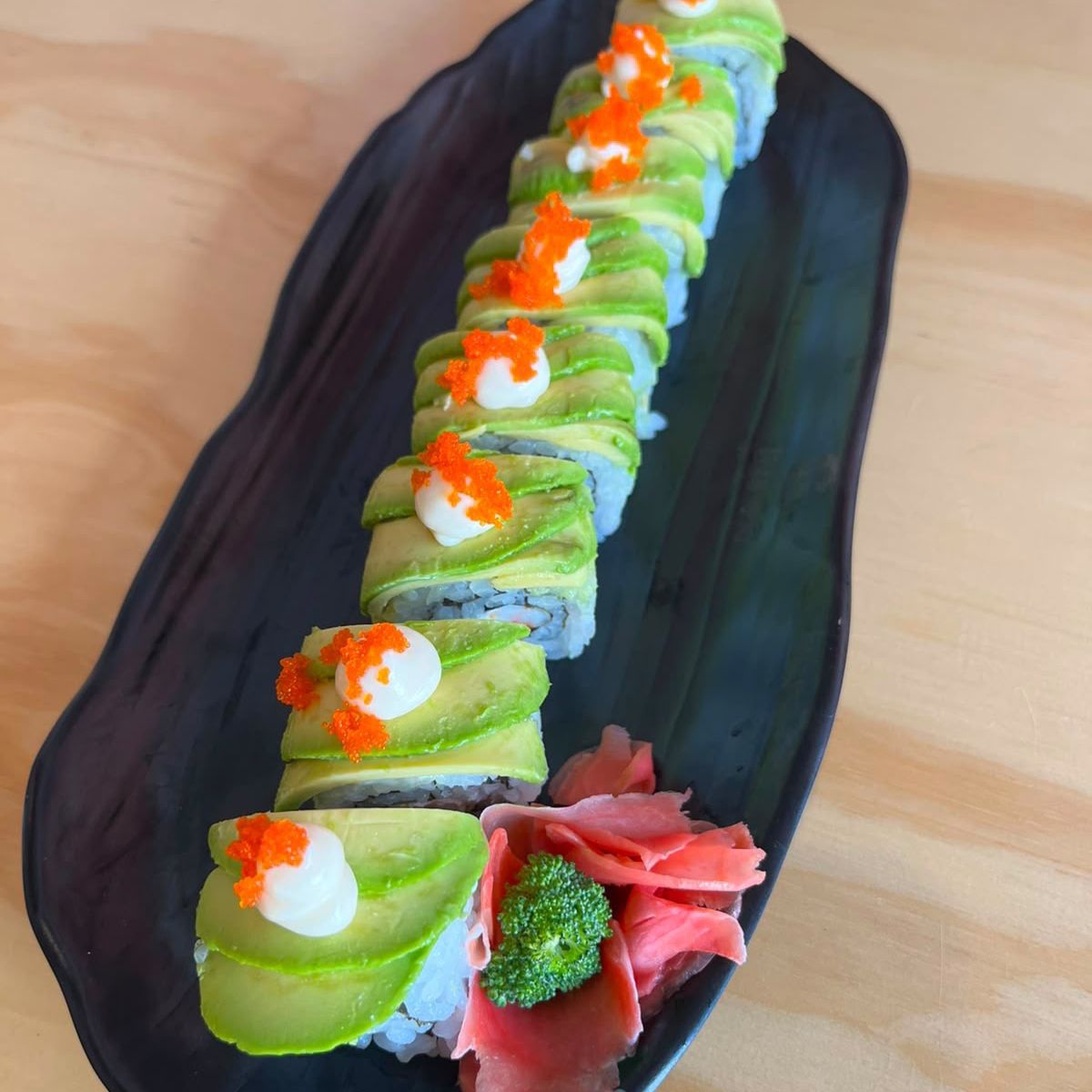 Sushi de aguacate