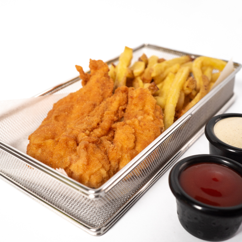 Pechuga de pollo empanizada + papas fritas