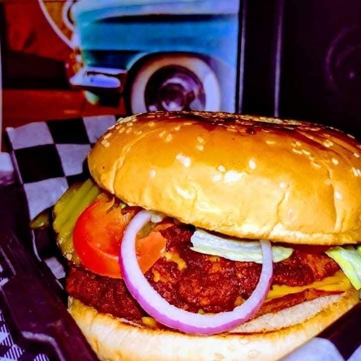 Hamburguesa de Pollo con Papas