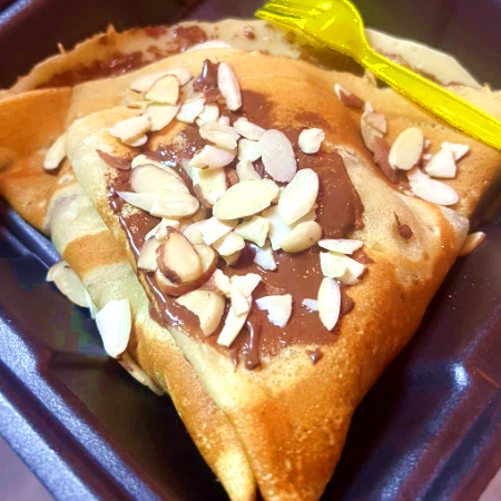 CREPA CON NUTELLA Y PLATANO