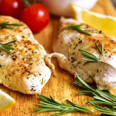 Petto Di Pollo Alle Erbe Fini