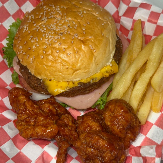 Combo Búrguer+Boneles+Bebida Gratis