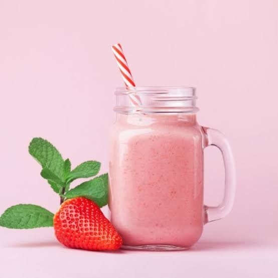 1 Litro de Licuado de Fresa