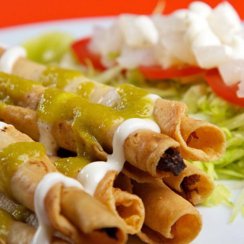 Tacos dorados
