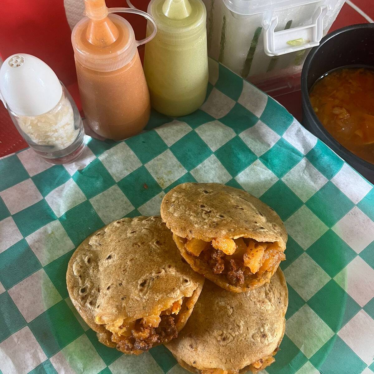 Gordita de Deshebrada