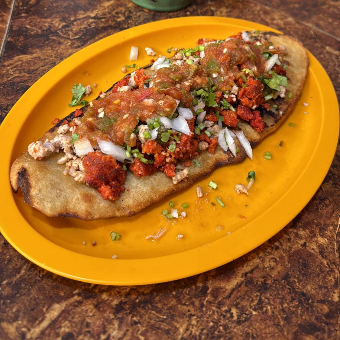 HUARACHE CON CHORIZO