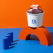 Bowl de açaí cremoso + adicione os seus toppings preferidos por cima!