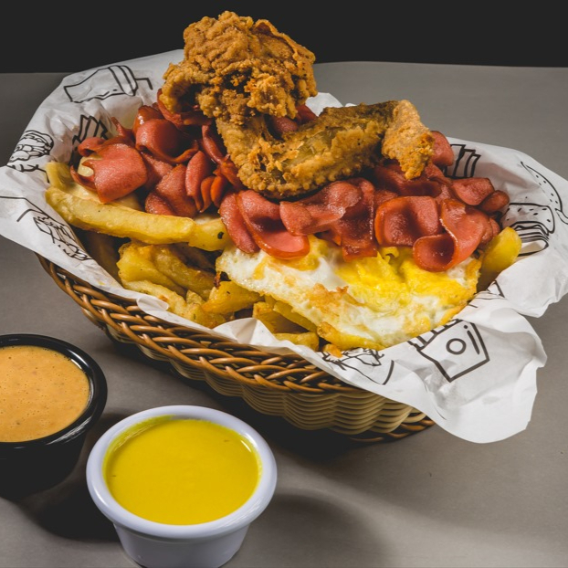 Salchi Broasted + Refresco