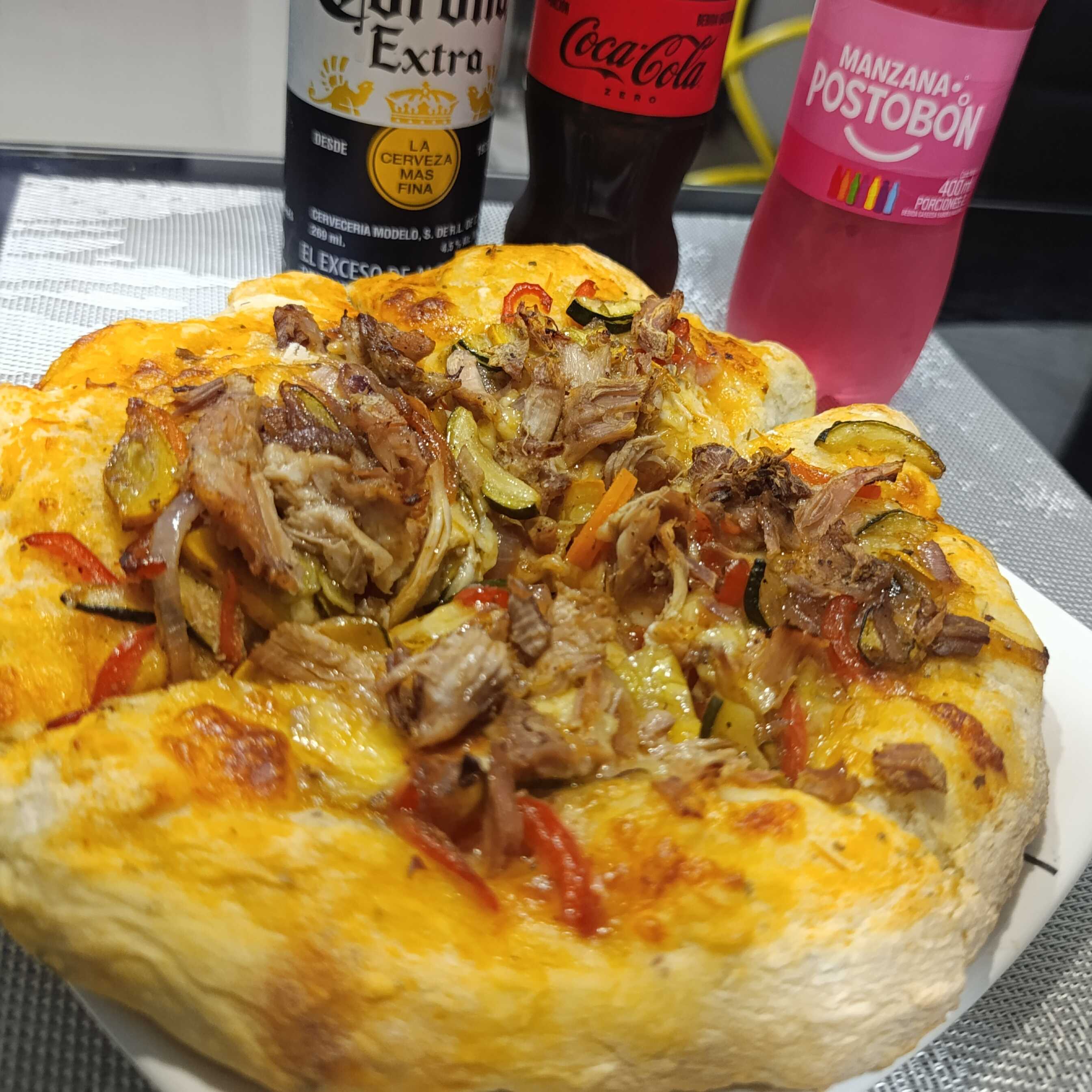 Pizza Mixta Carne y Pollo Desmechado Personal
