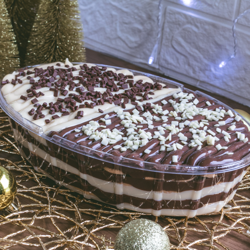 Um delicioso pavê composto por camadas de: creme de Ninho, creme de brigadeiro 50%, biscoito de maizena Piraquê e finalizado com granulado nobre Granule. Embalagem 1litro/600g.