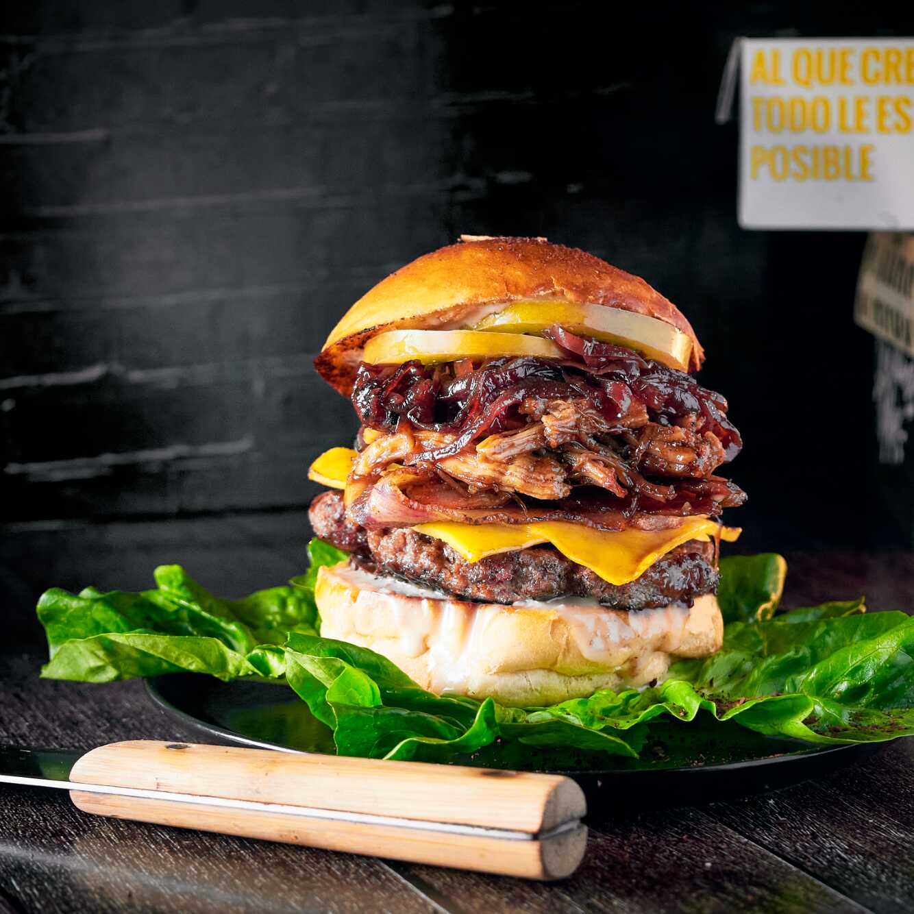 Hamburguesa La Propia. + Papas