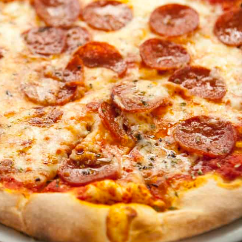 Pizza Pepperoni con Pollo