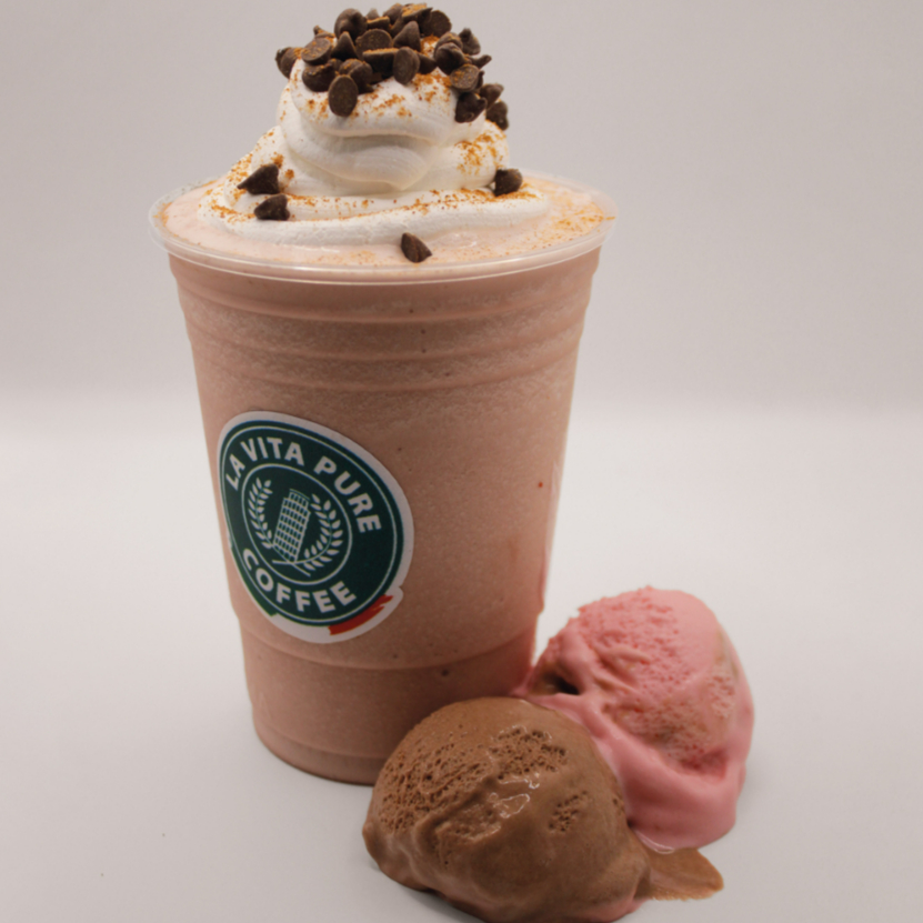 Malteada de Chocolate Fresa.