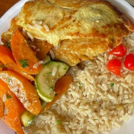 Acompanhamento Arroz integral, File de Frango Grelhado