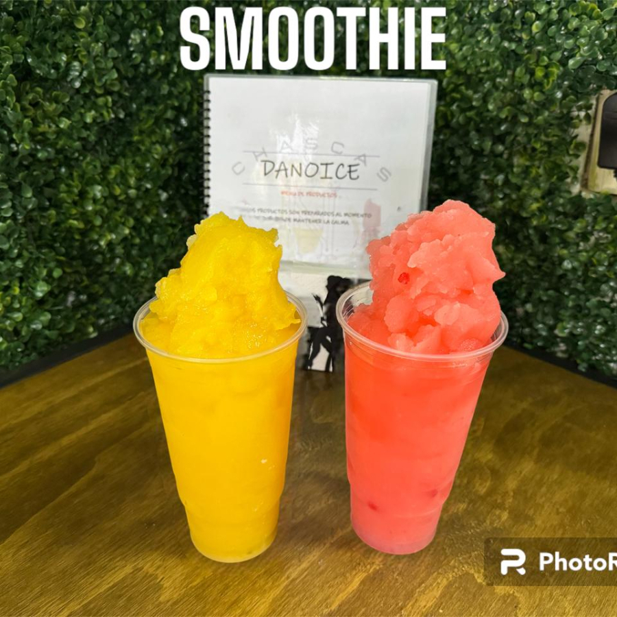Smoothie (mango chamoy ,ice cereza y mora azul)