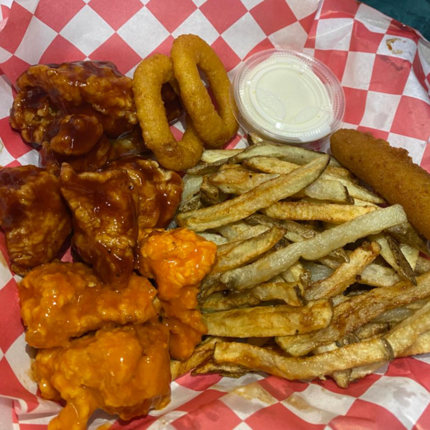 Alitas y Boneless Mix