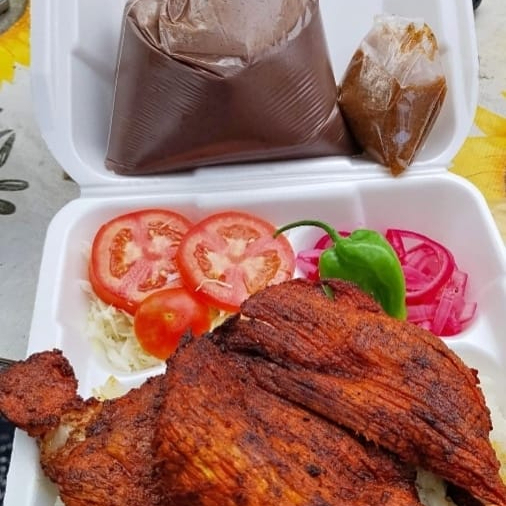 Puerco frito rojo