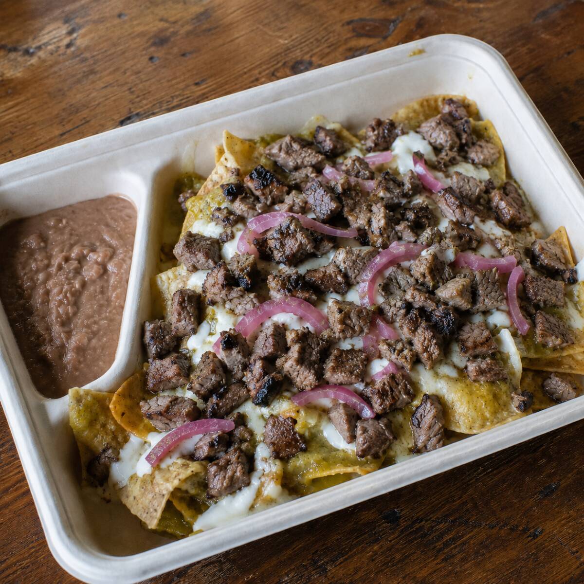 Chilaquiles Verdes con Carne Asada