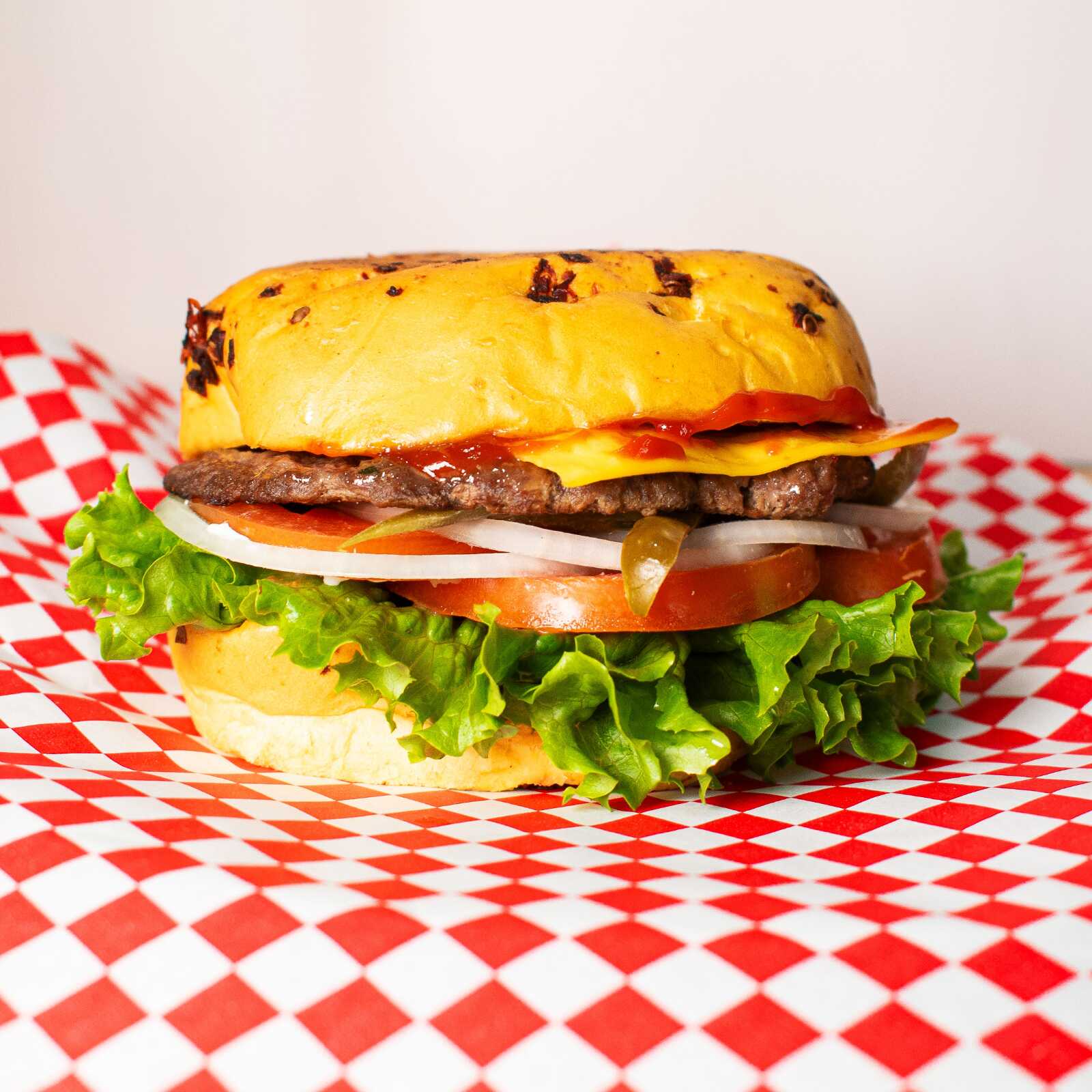 Hamburguesa Sencilla con Queso Amarrillo