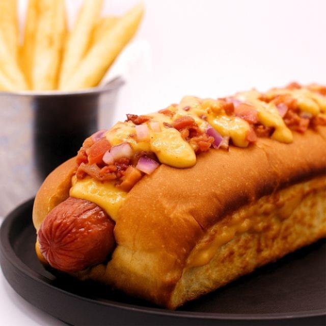 Bulldog Hotdog