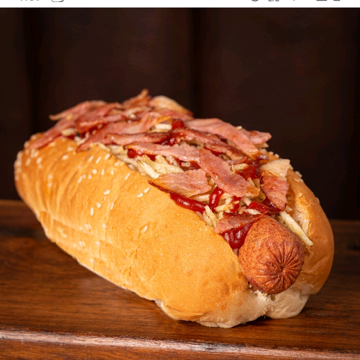 Perro Inigualable Gourmet + Jamón +Papas + Gaseosa