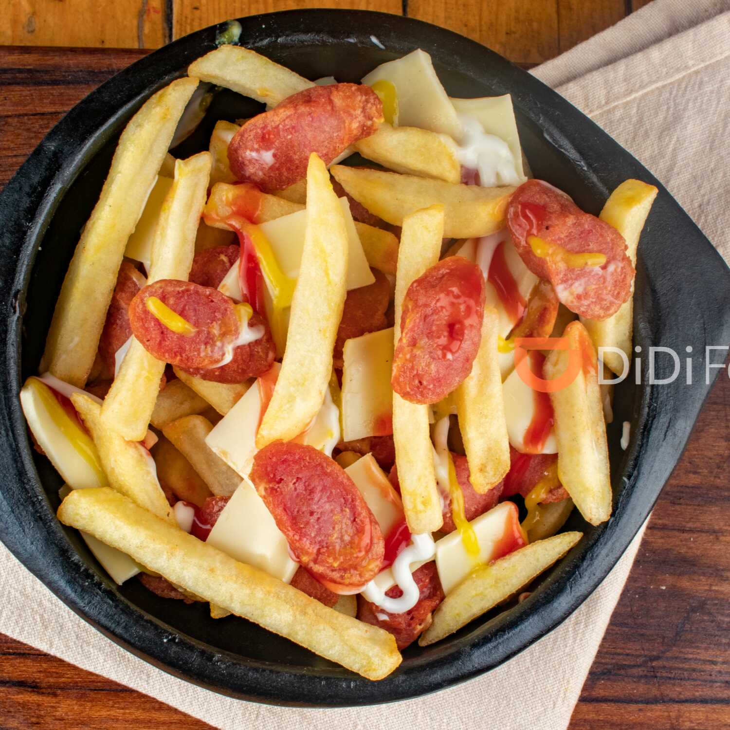 Salchipapa Con Chorizo Santarosano + Bebida 250ml