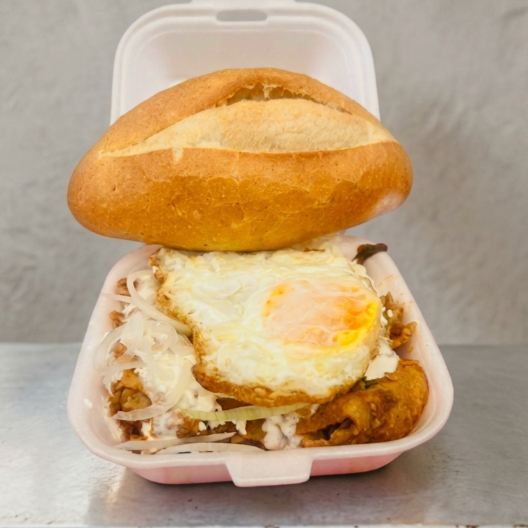 Orden de Chilaquiles Verdes Huevo Estrellado