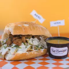Combo-Torta de Chilaquil con Agua Fresca Horchata