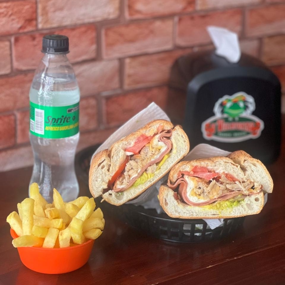 Cubana en combo + papas a la francesa y bebida.