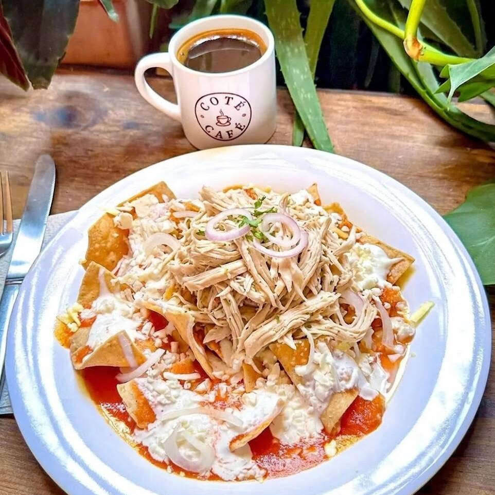 Chilaquiles con Pollo