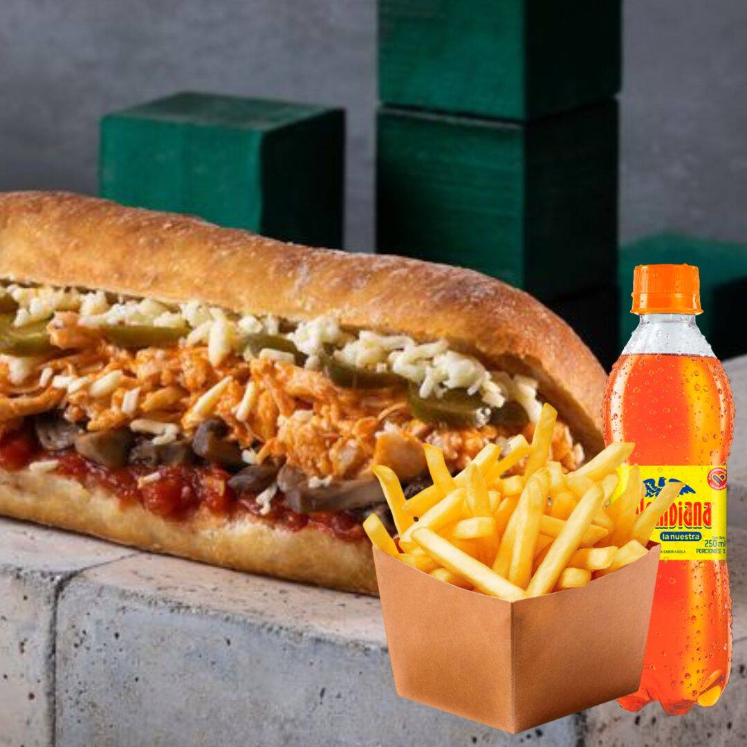 Combo Sándwich Club de Res Mexicano + Papas+Bebida