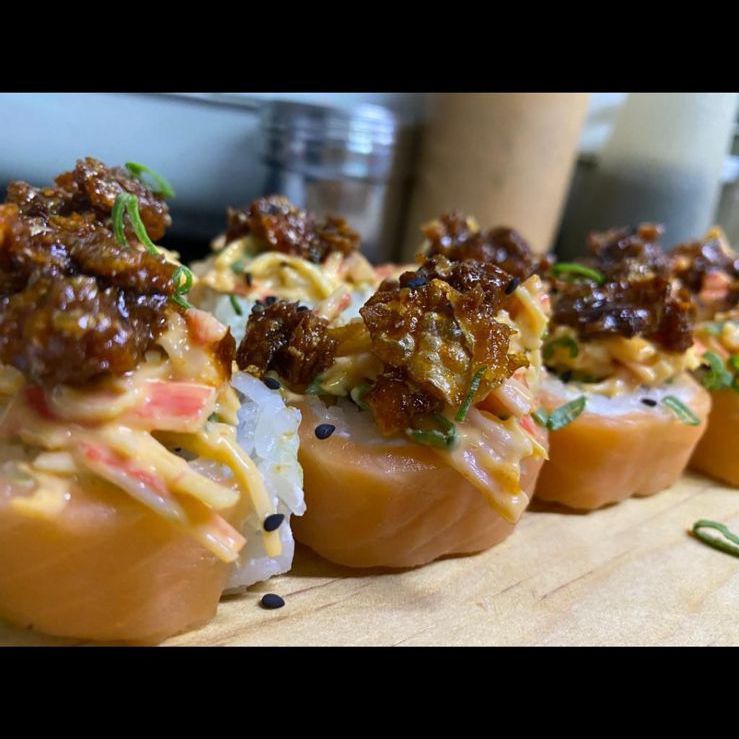 Sushi Salmón Loco 10 pzas