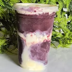Açai Ducheff super cremoso e saboroso, podendo escolher até 3 opções grátis para complementar o seu açai.