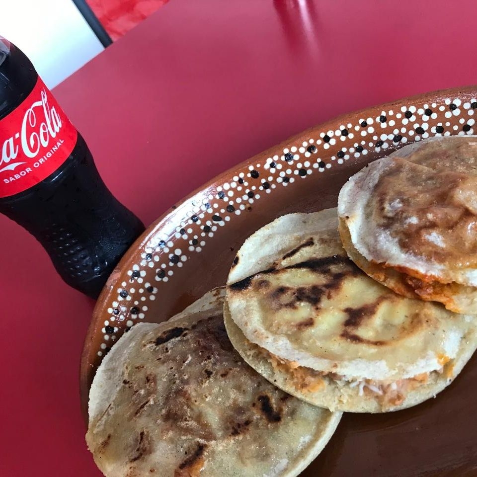 Combo Gorditas y Coca 2