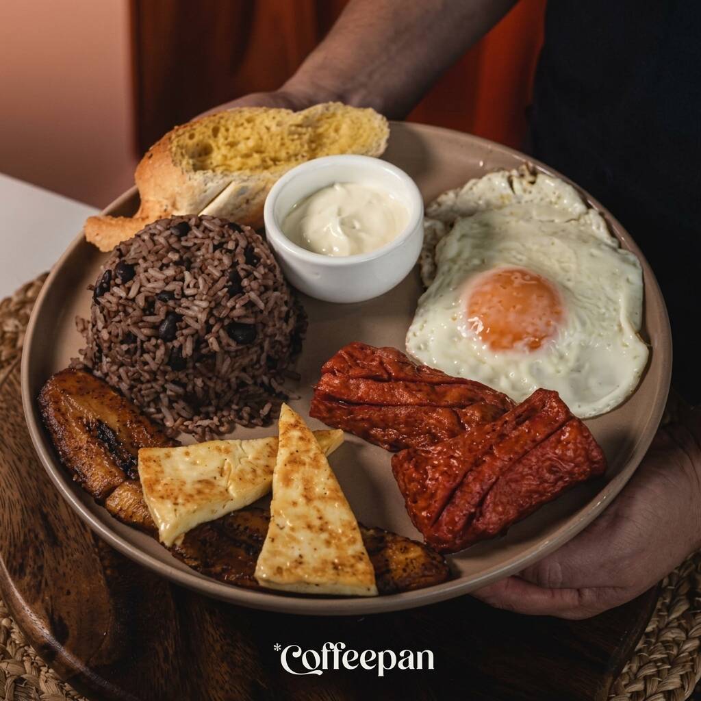 Desayuno Deluxe Salchichón con Bebida