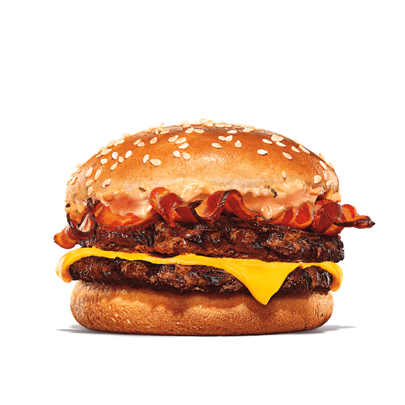 Um hambúrguer com duas carnes bovinas grelhadas de 57g, pão com gergelim, queijo derretido, fatias de bacon crocante e o exclusivo molho bk stacker.