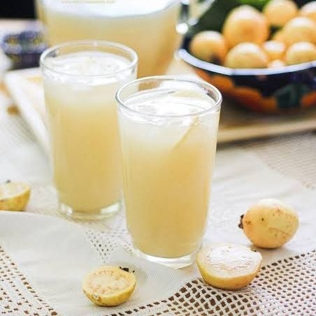 Agua Fresca de Guayaba