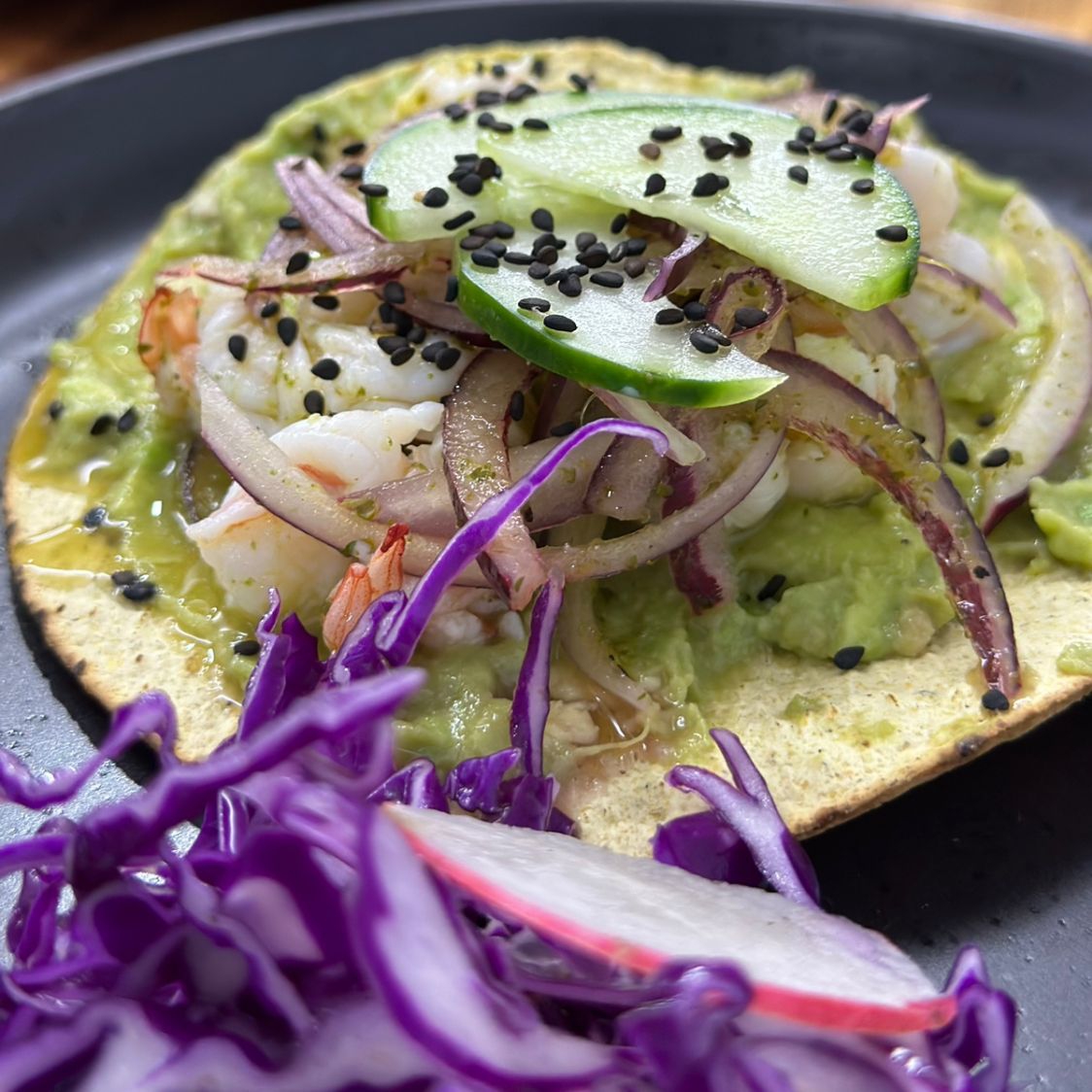 Tostada de aguachile verde