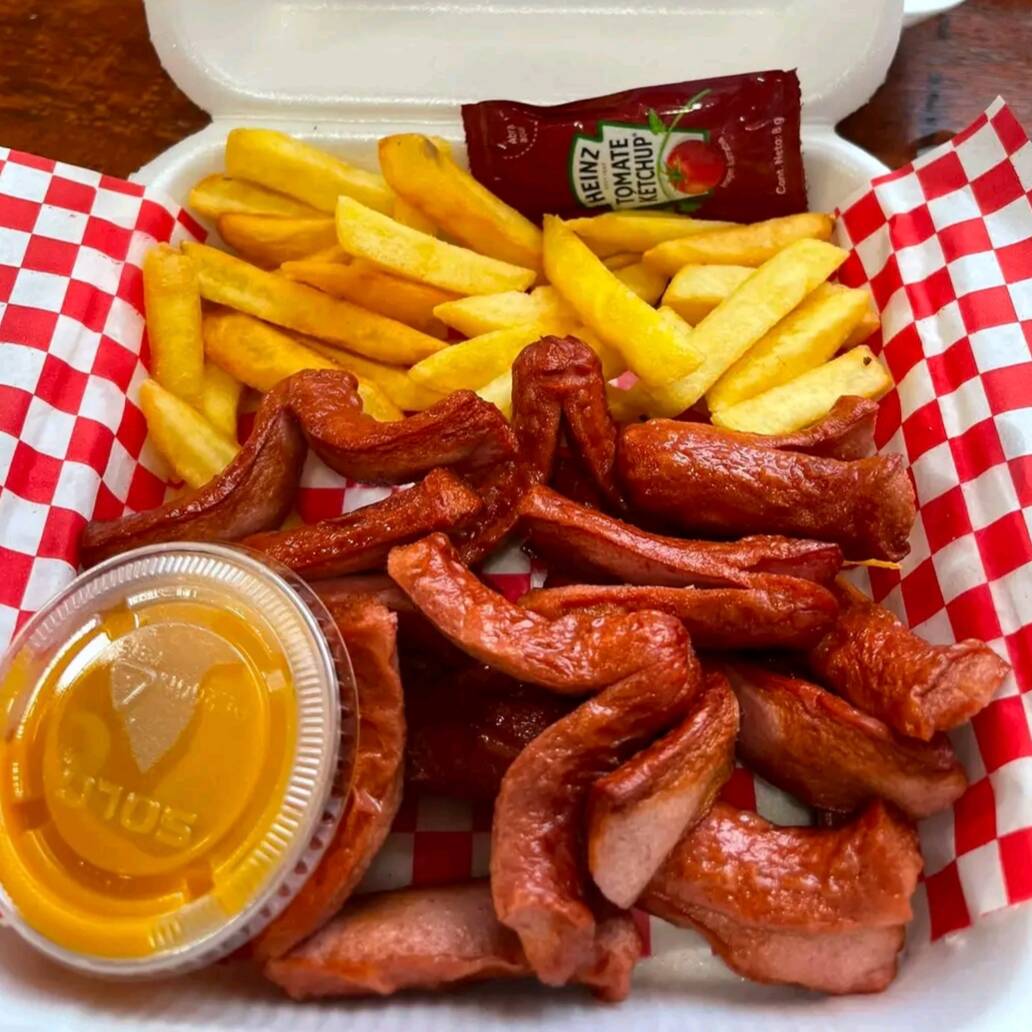 Salchipapas