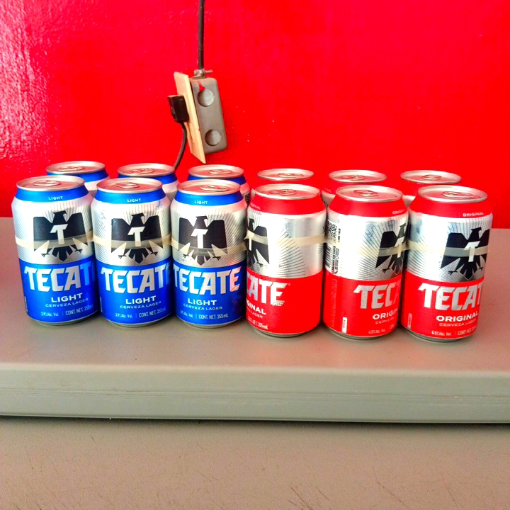 TECATE Light / Roja Lata 355 ML 6 Pzas