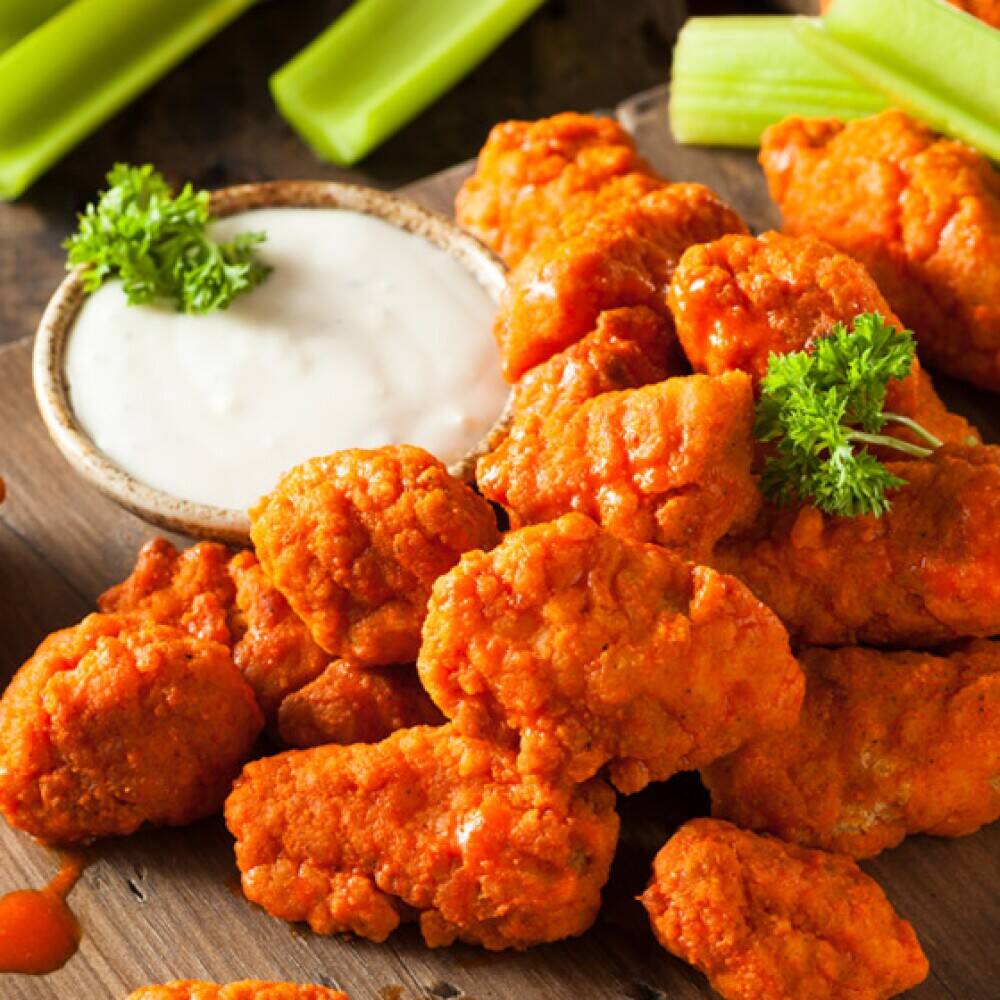 12 Piezas de Bonless con Papas